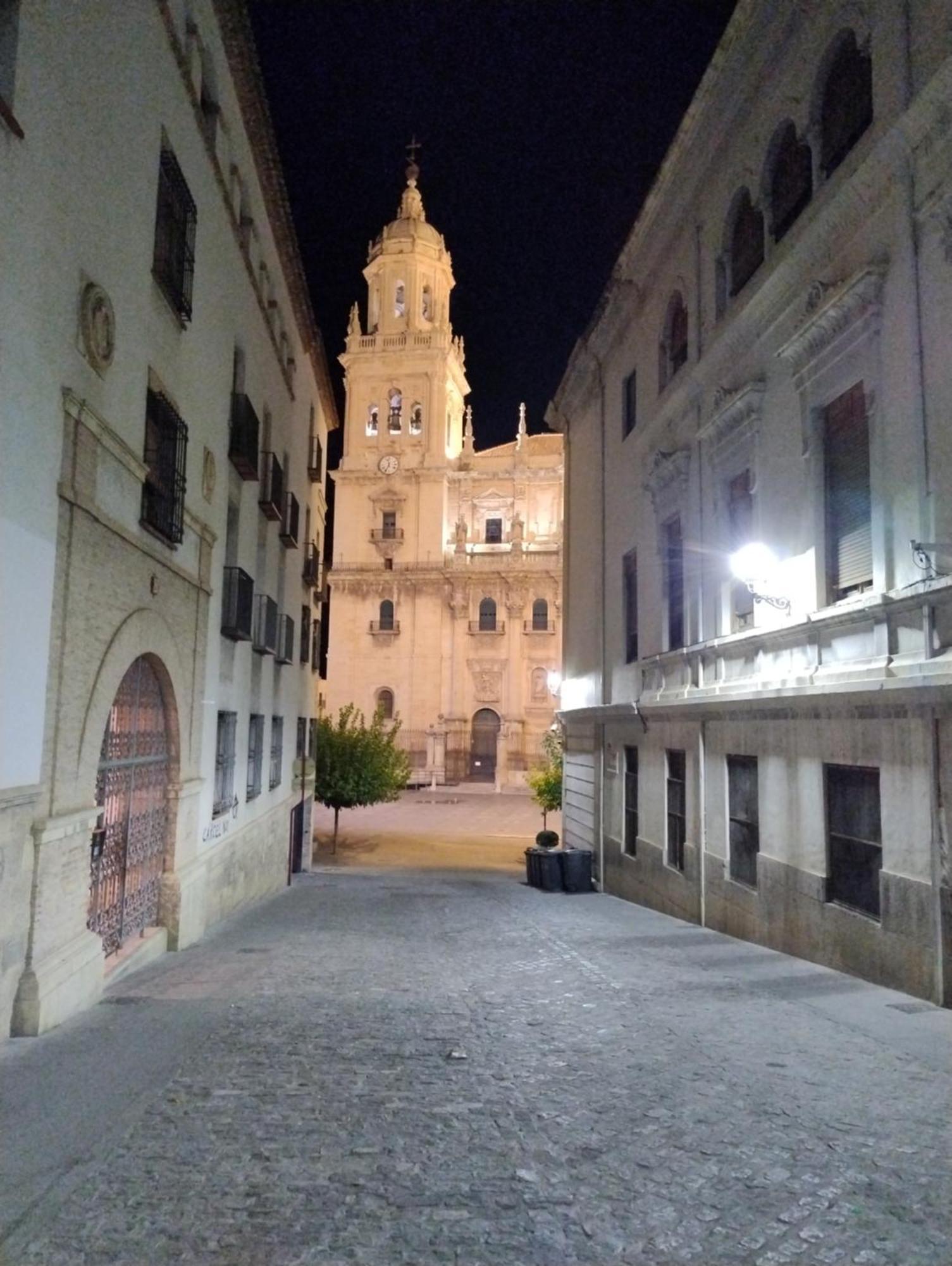 Apartament Catedral, Centro Historico, Espacioso, Plaza Parking Jaén